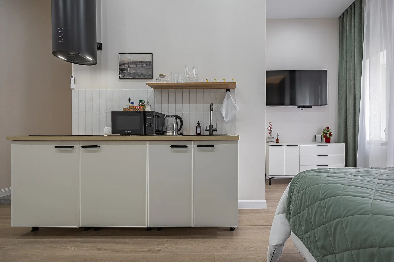 Апартаменты Уютная Студия на Улице Рождественской