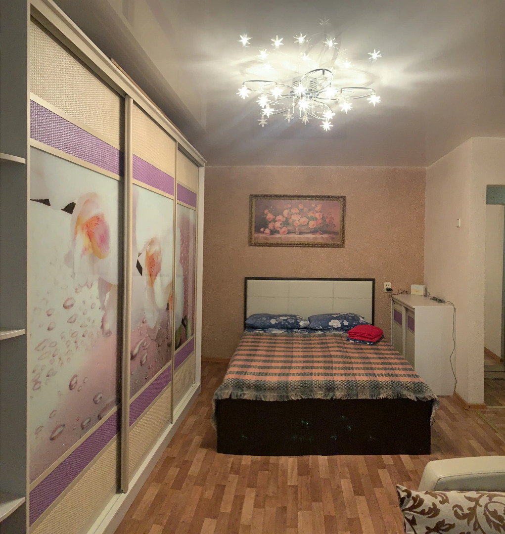 Апартаменты квартира в центре Тюмени