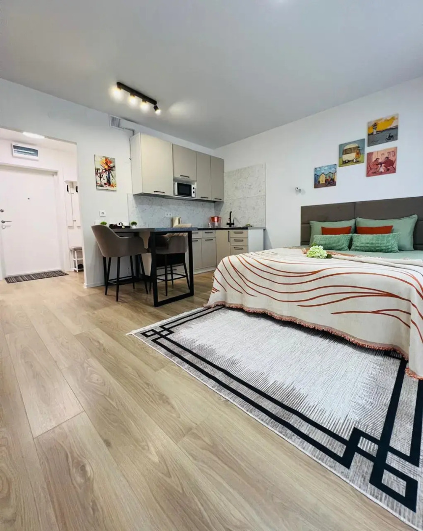 Апартаменты Студия комфорт-класса ЖК Кудровский Парк