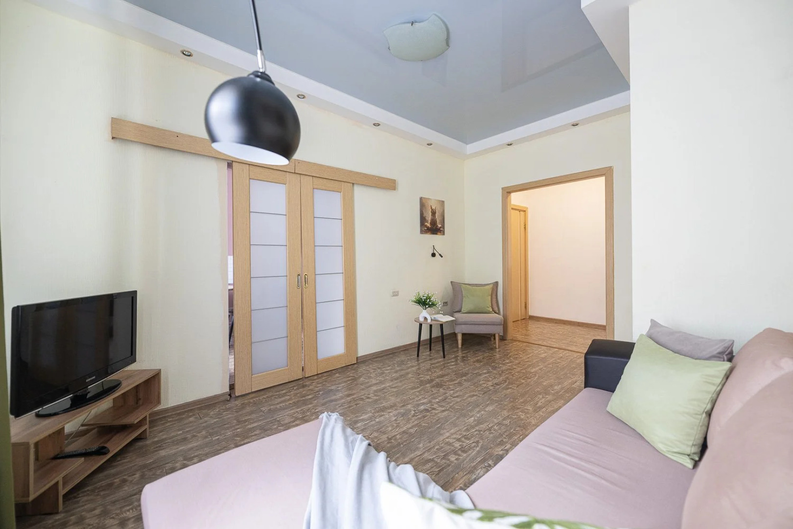 Апартаменты Пять Звёзд на Площади Революции