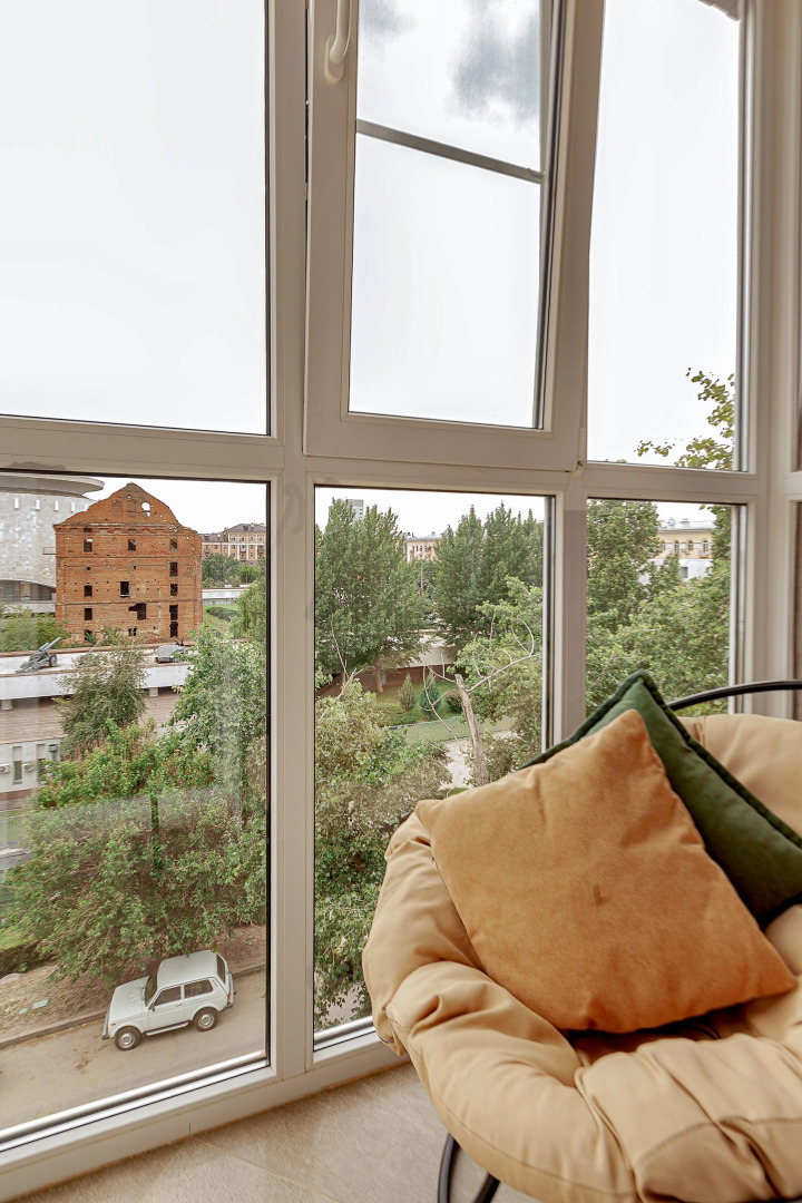 Апартаменты Лофт с видом на музей-Панораму и Волгу