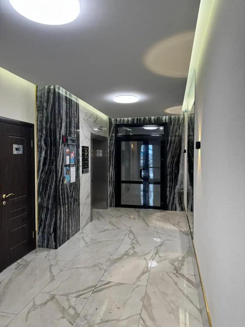 Квартира уютная 2х-к с дизайнерским ремонтом в ЖК Апарт