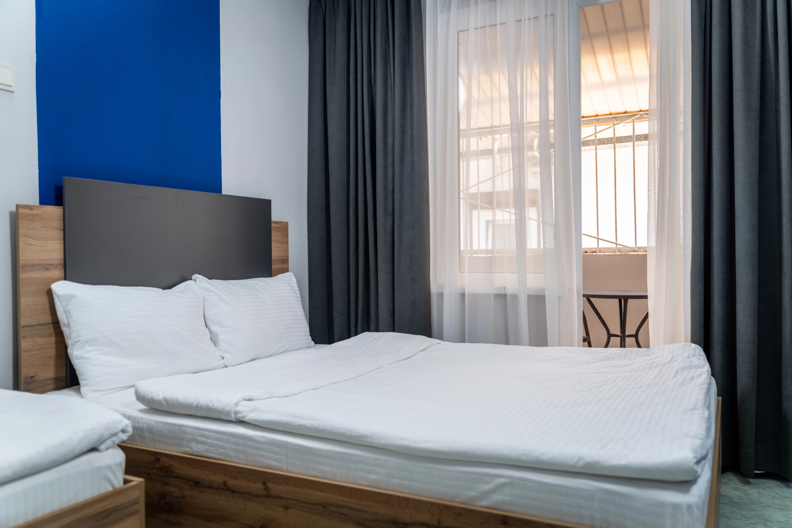 Отель Максим Парк-Лоо