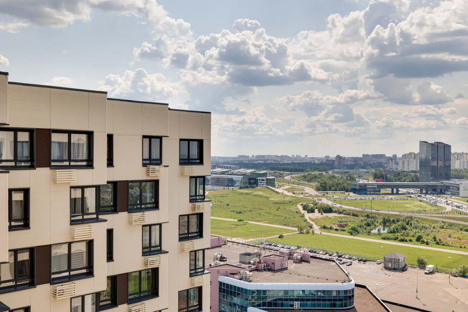 Апартаменты на бульваре Эйнштейна 5