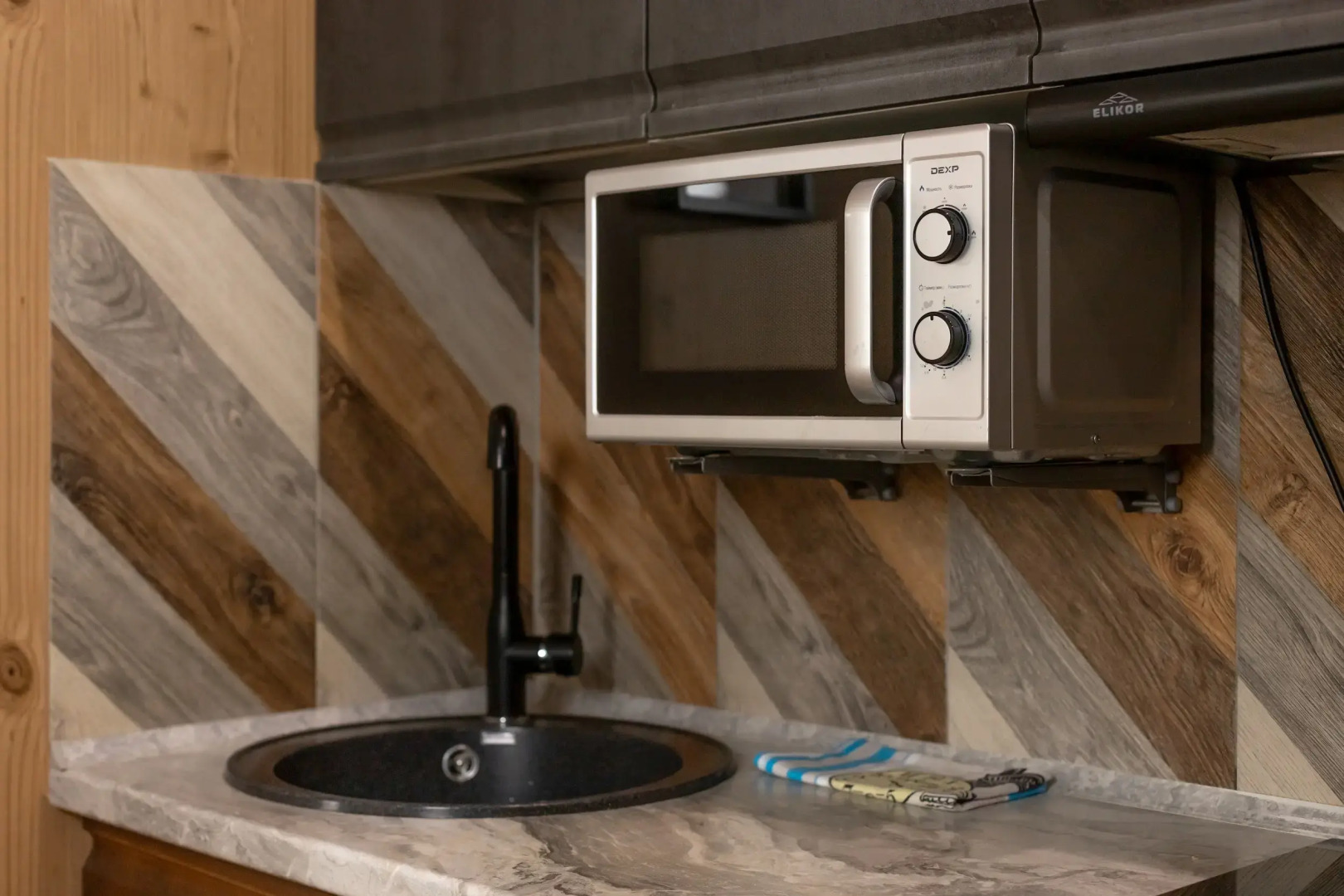 Апартаменты Море Апартаментов на Эстонской 37-5