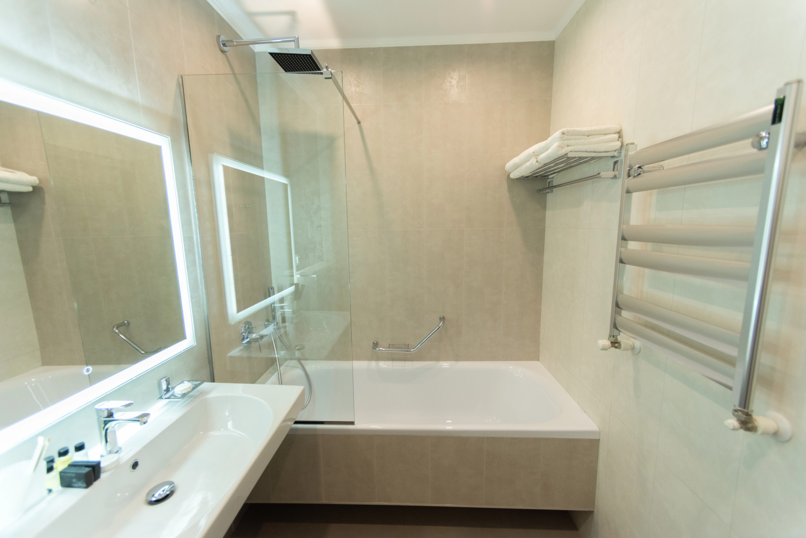 Отель Downtown Suites Hotel Yerevan