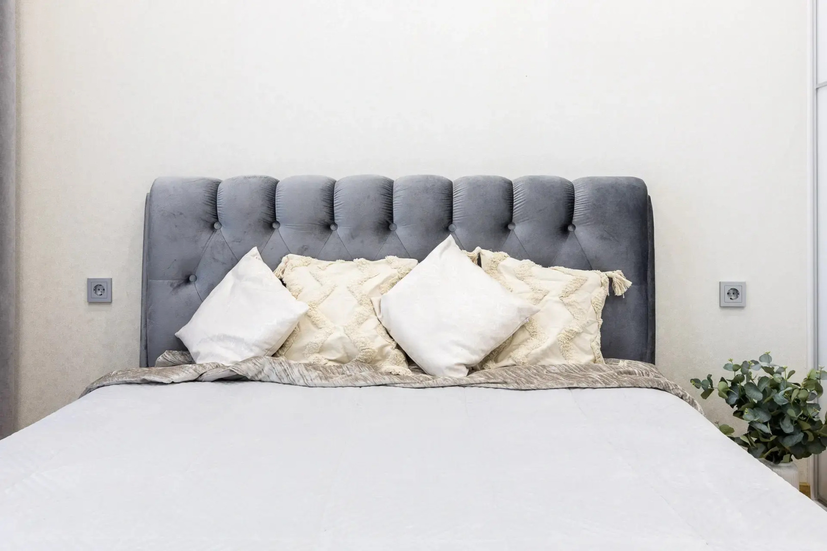 Квартира Дизайнерская Двухкомнатная в Районе Лебяжий