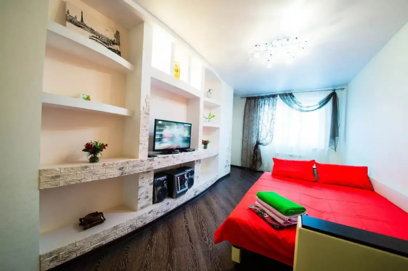 Апартаменты на Симбирцева 40