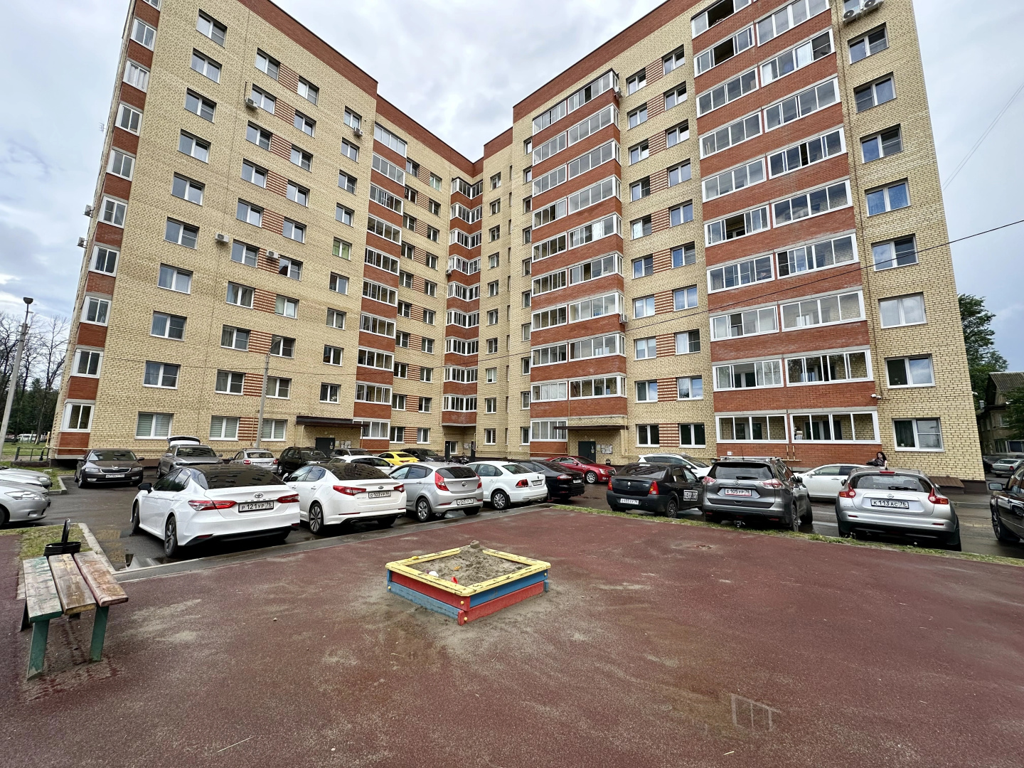 Квартира в 10 Минутах от Центра Города