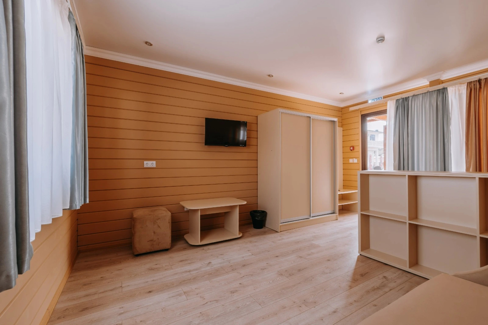 Отель Горгиппия