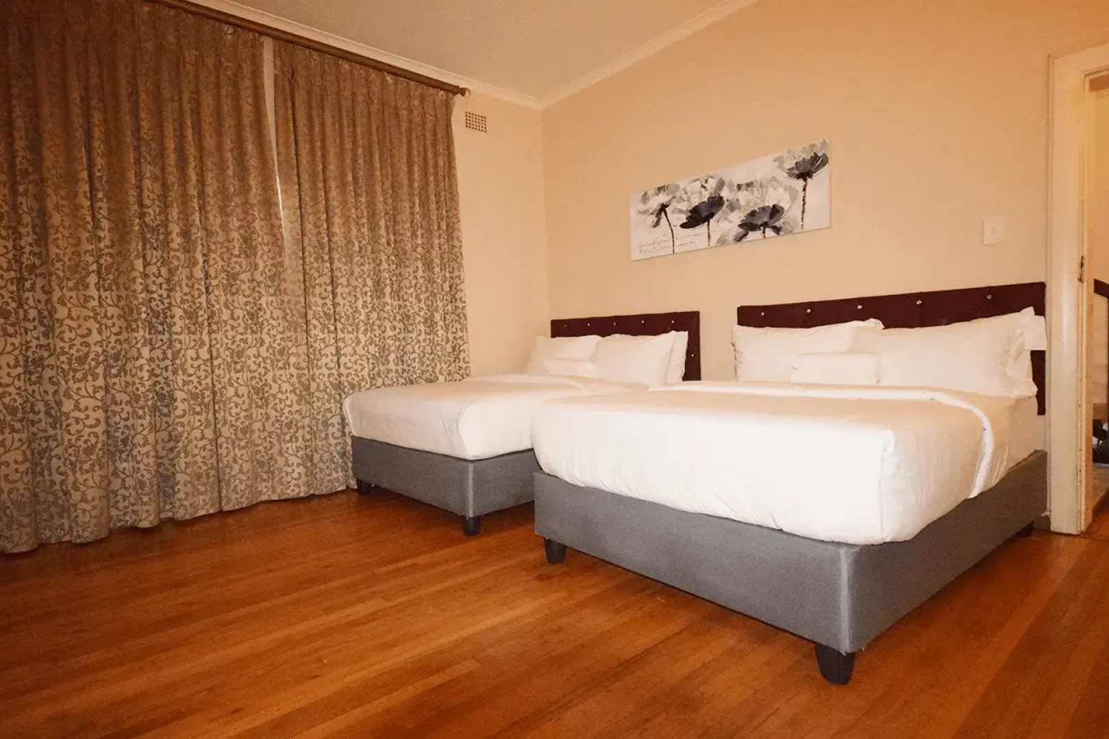 Гостевой дом Lacasa Bellville