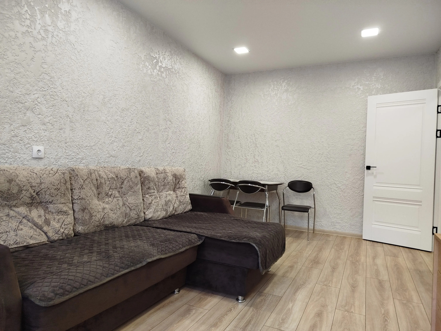 Квартира уютная двухкомнатная г. Псков