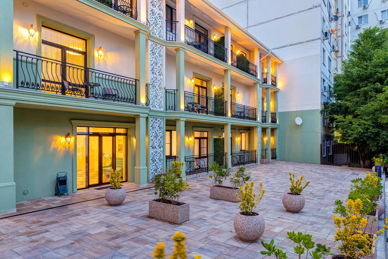 Отель CHATEAULIE