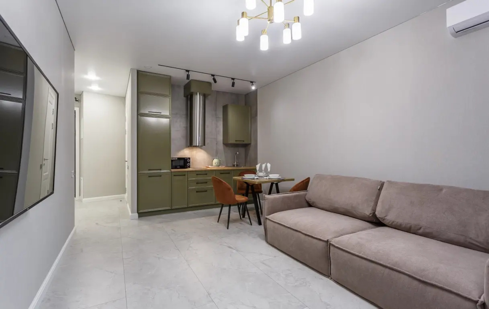 Апартаменты FortEstate на Нахимовском проспекте 31/3 (1)