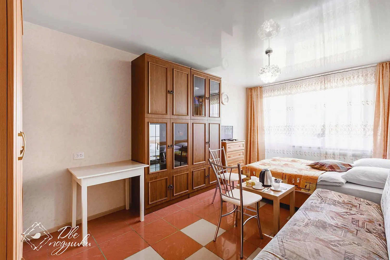 Квартира ДВЕ ПОДУШКИ 2+2 на Химиков, 17