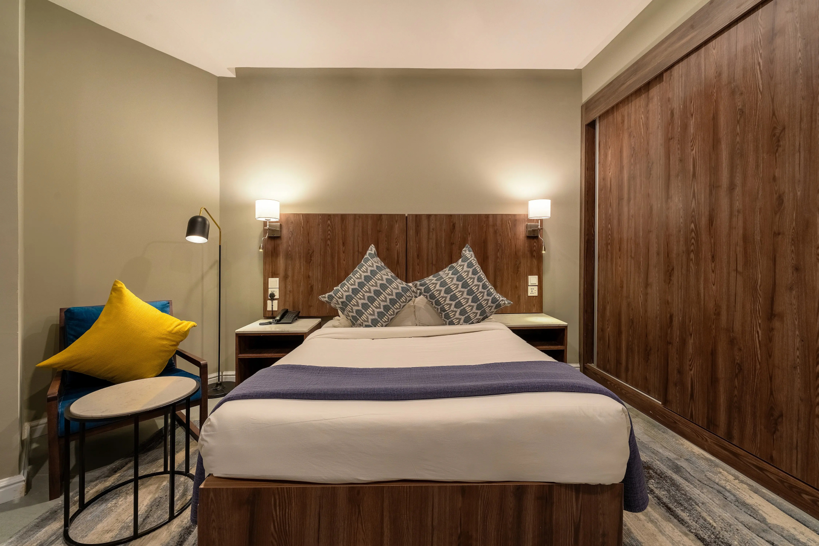 Отель Central Ridge