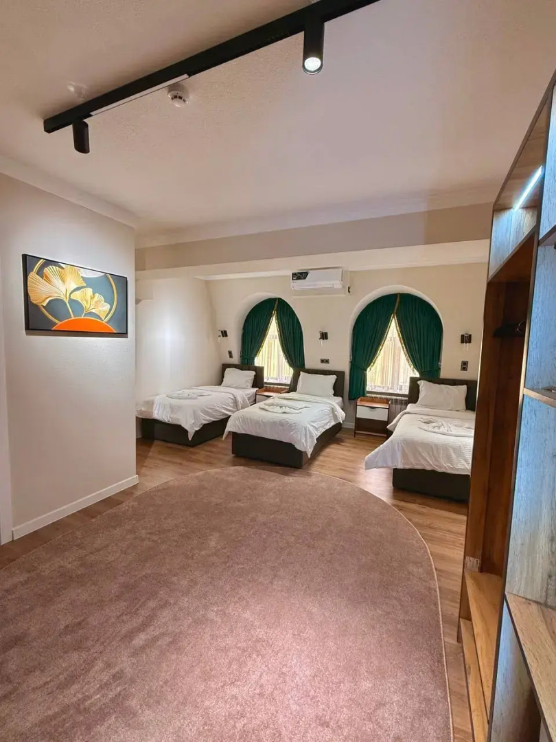 Отель Status Inn