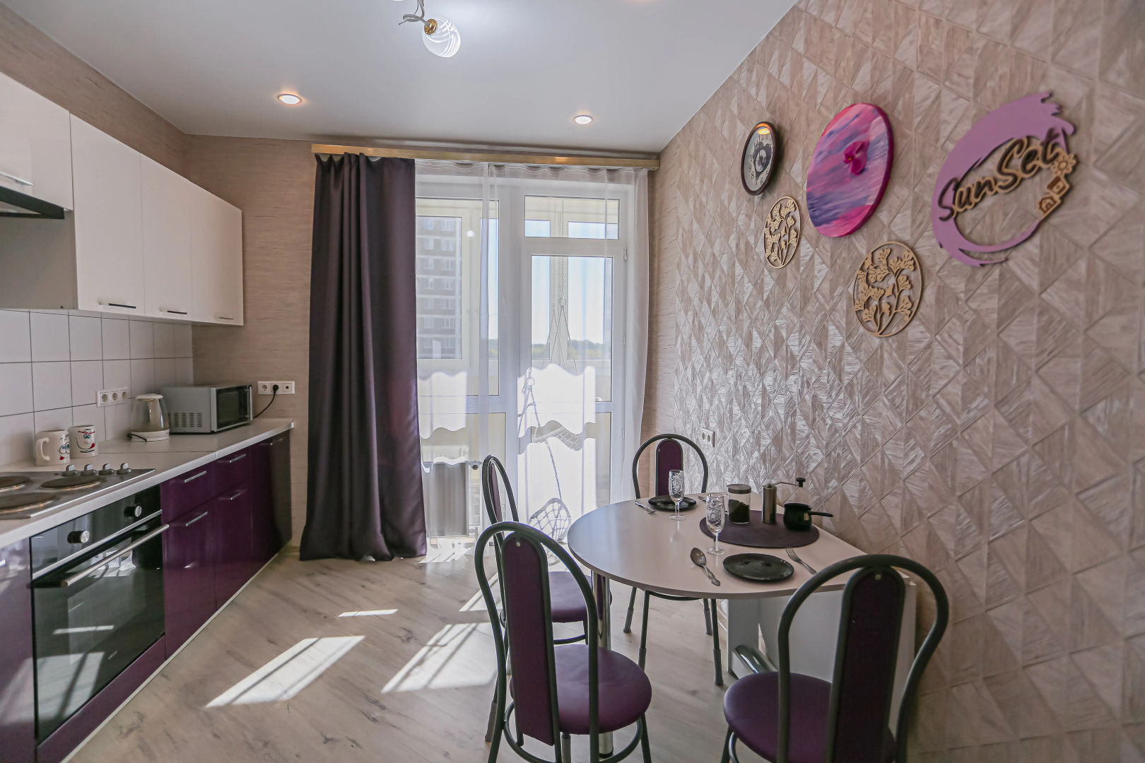 Апартаменты SanSet на Маршала Баграмяна 4