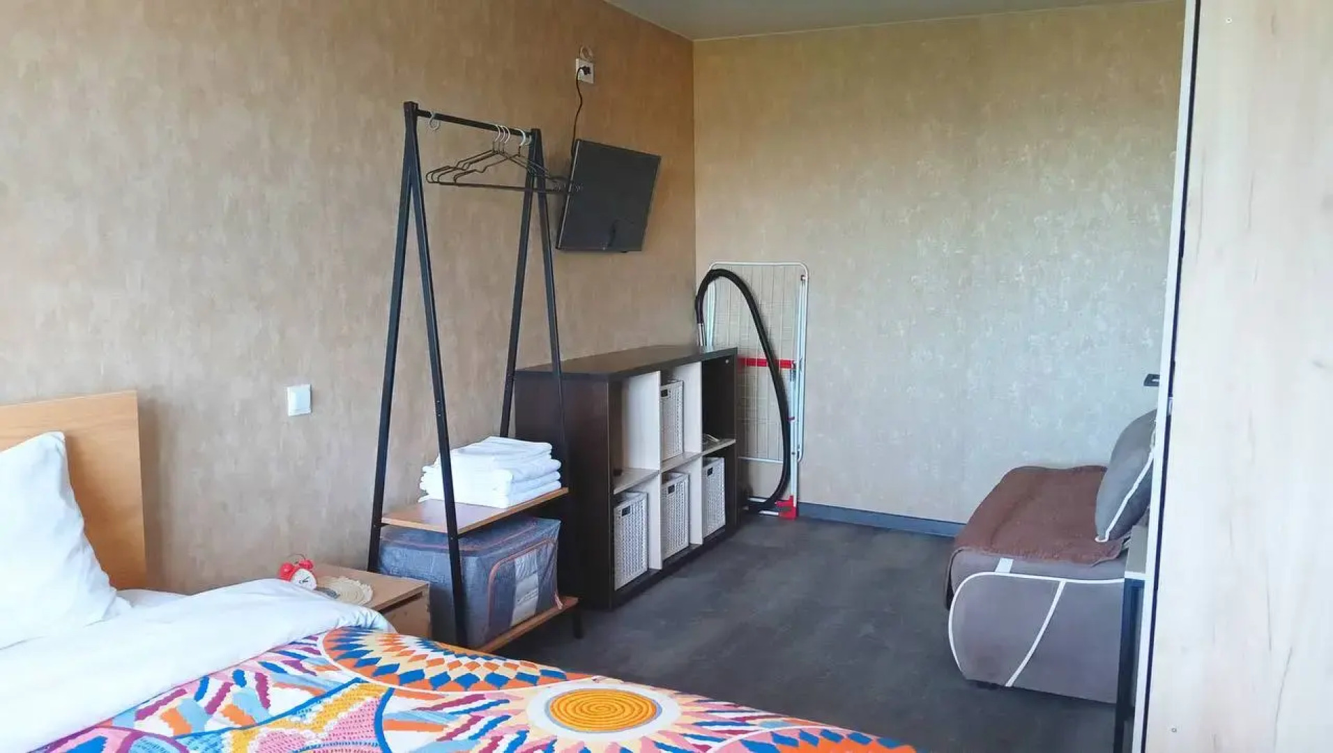 Квартира Ваш Рантье на Буркова 35