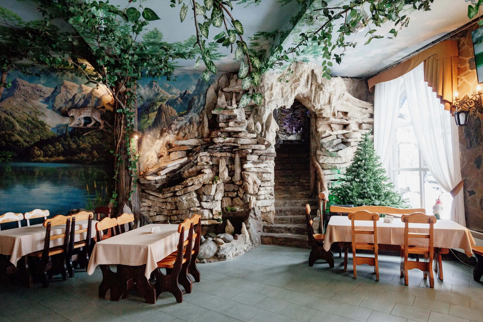 Отель Форт Эврика