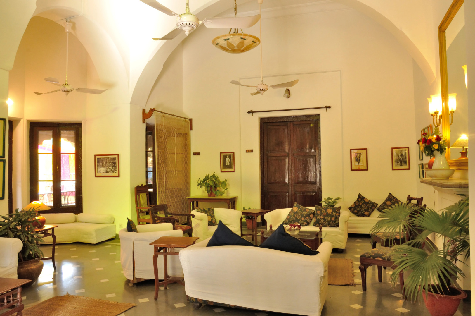 Отель Sukhdham Kothi