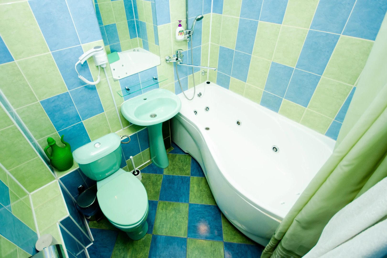 Апартаменты Квартирный Вопрос на Артема 89