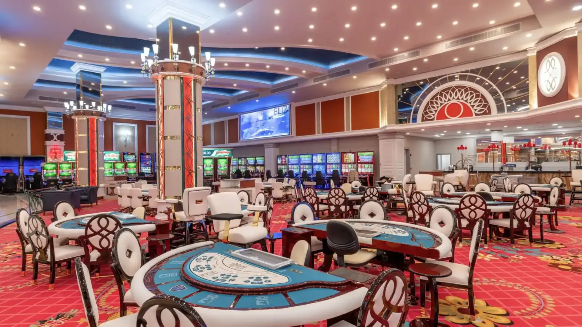 Merit Royal Gardens Hotel & Casino