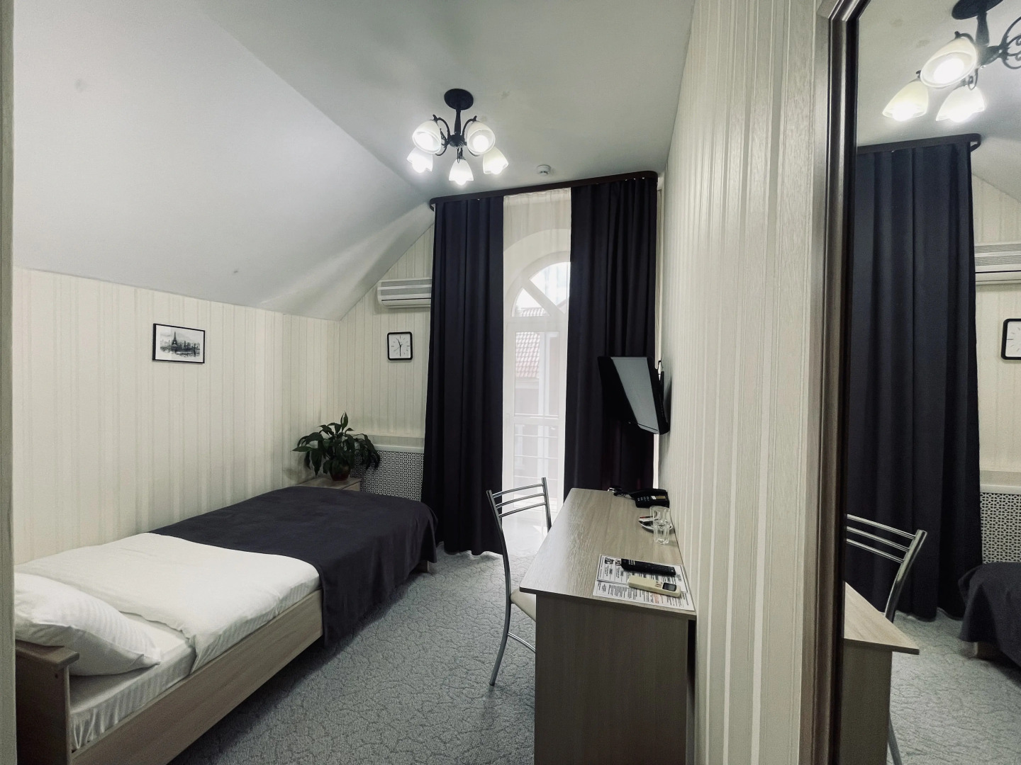 Отель Визит