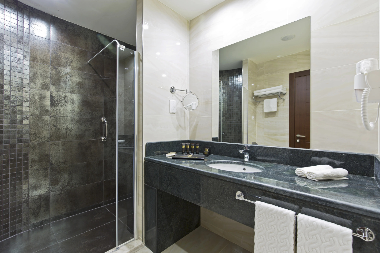 Отель СПА и Казино JRW Welmond