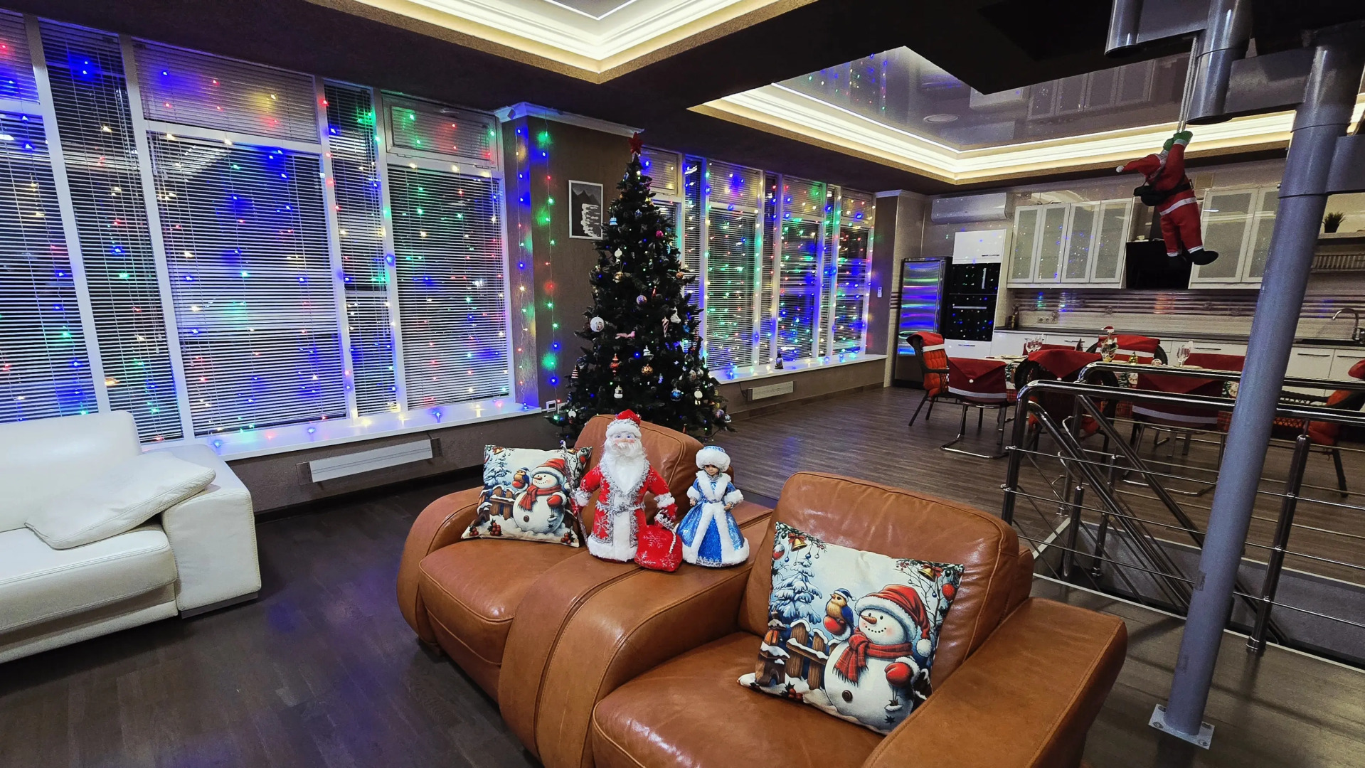 Частный Дом Таунхаус с Панорамной Крышей