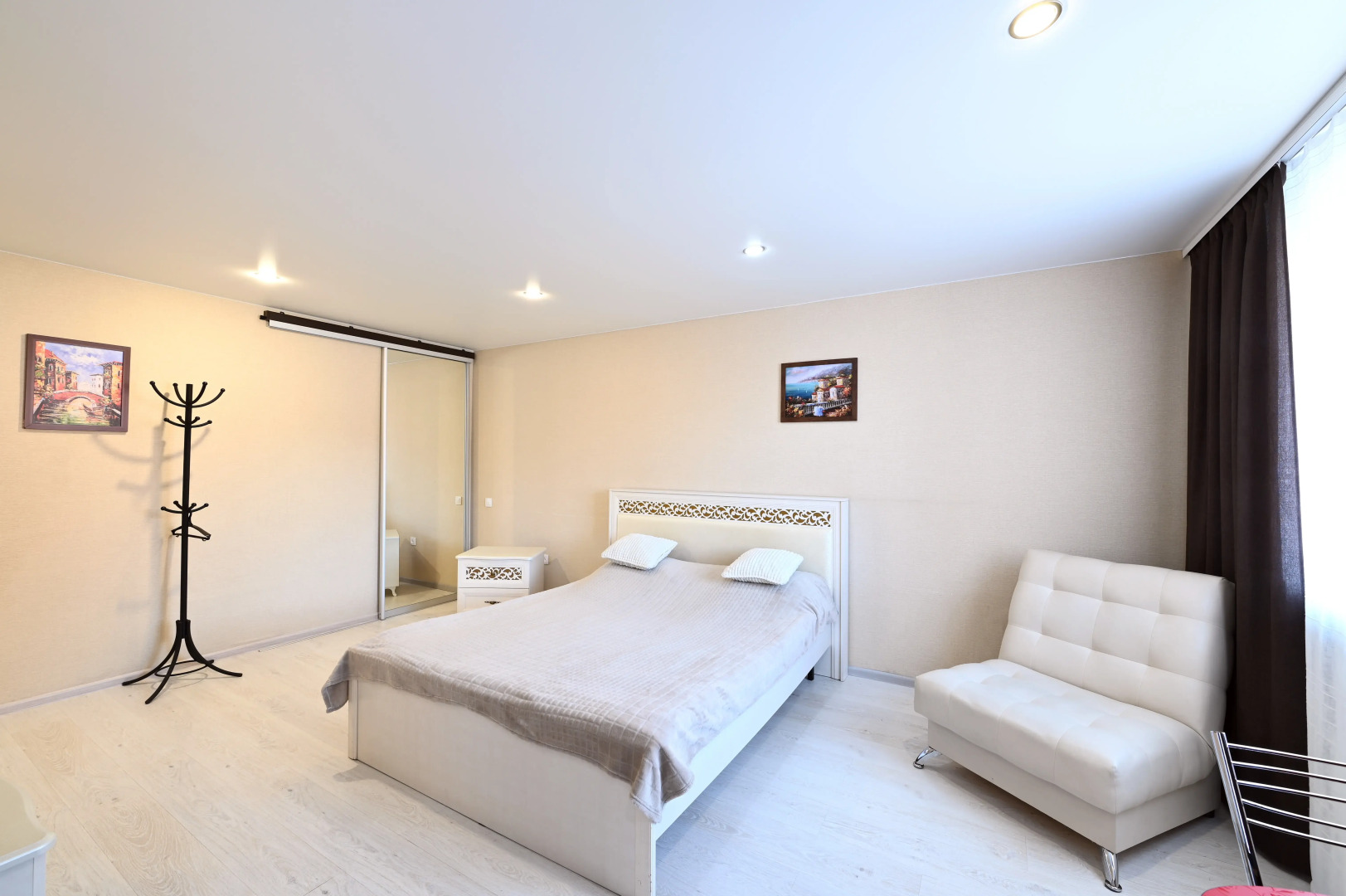 Апартаменты Люкс на Завенягина 6