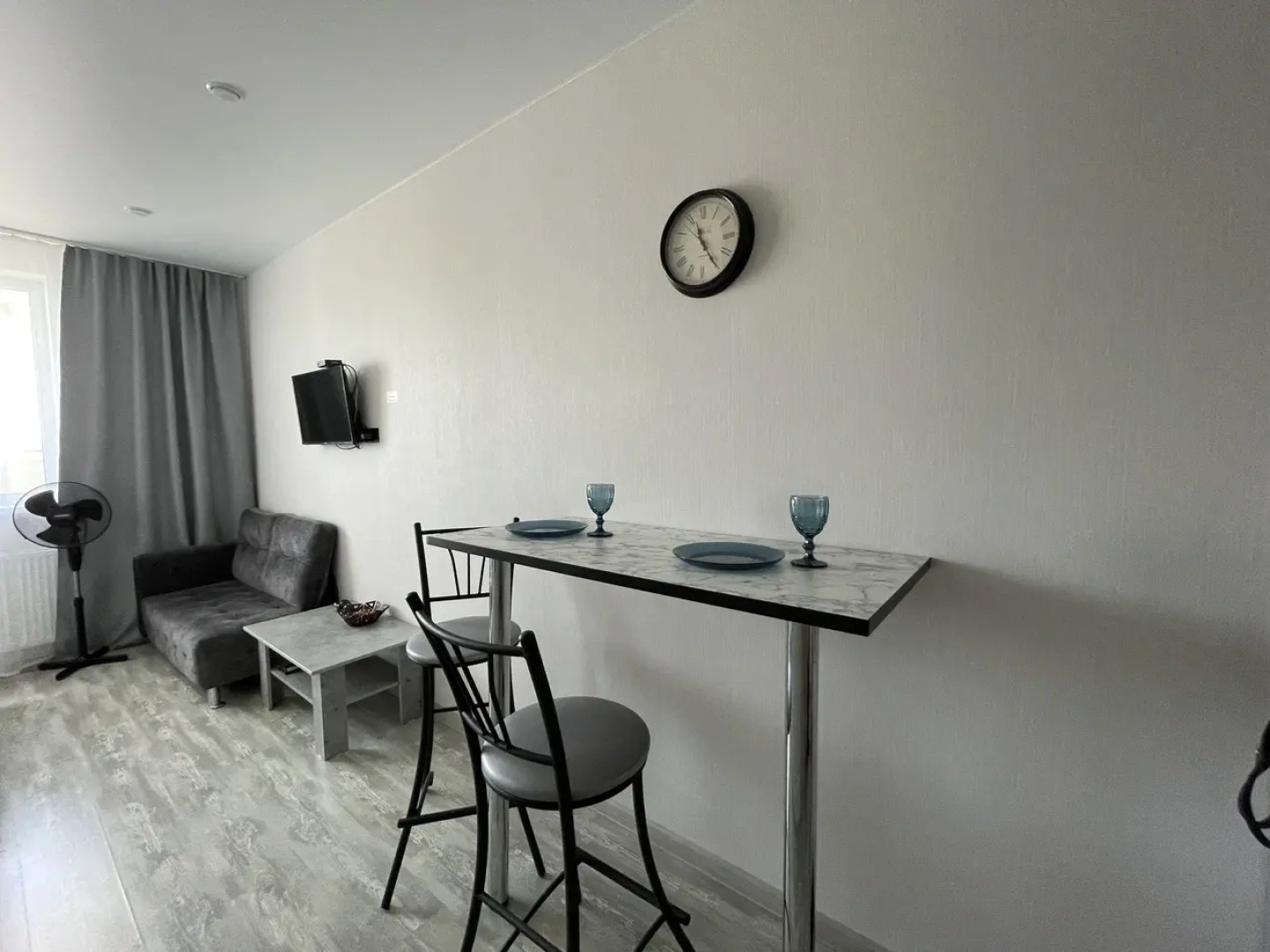 Апартаменты в ЖК Аквамарин 2408