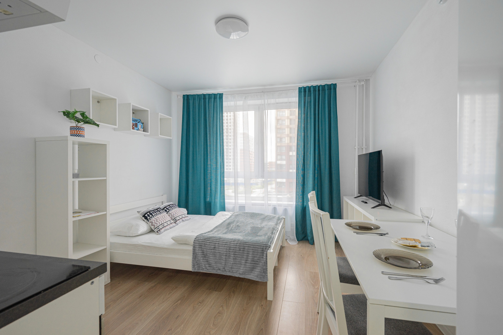 Апартаменты Уютная студия на Космонавтов