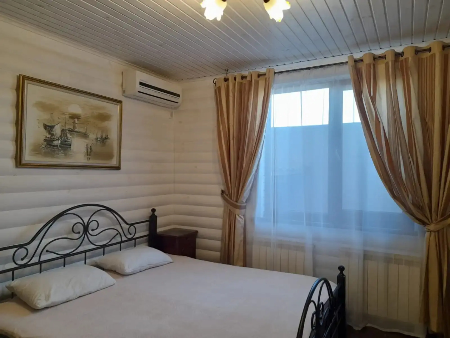 Частный Дом на Берегу Моря с Бассейном