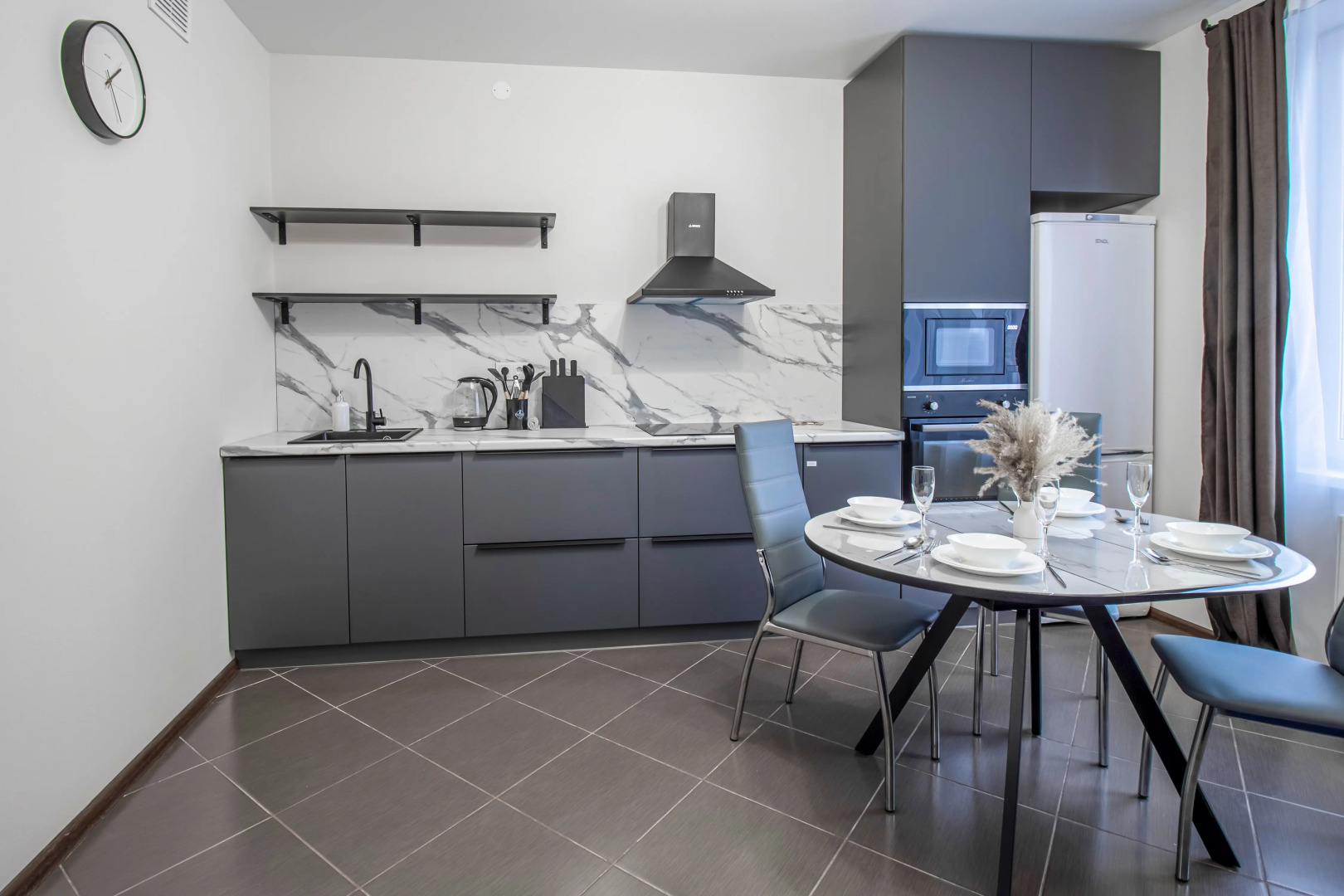 Апартаменты Vegas Apartments на Хохлова 7