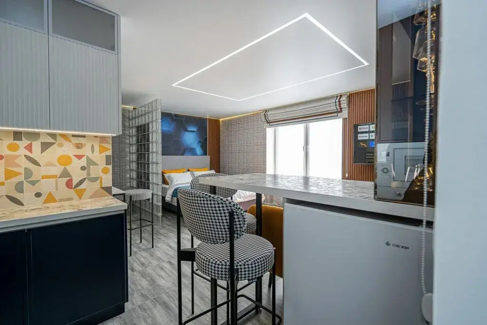 Квартира Чудесная студия рядом с Комаровским рынком