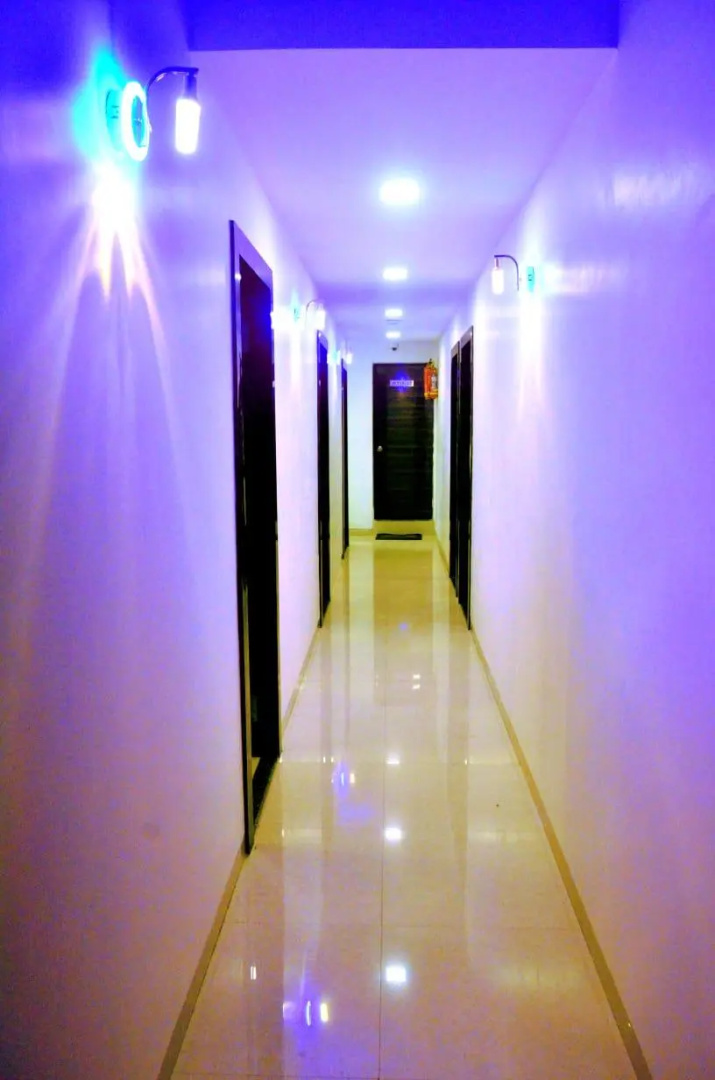 Отель The Best Hotel Mumbai