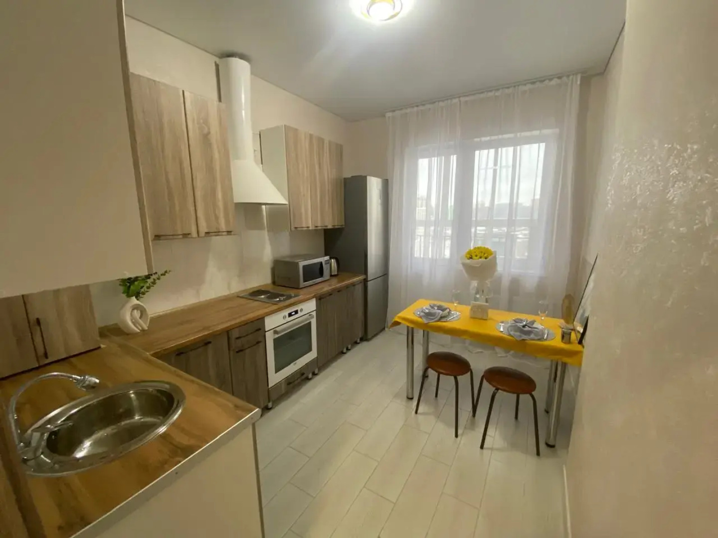 Апартаменты ГРАНАТ "Город на ладони"