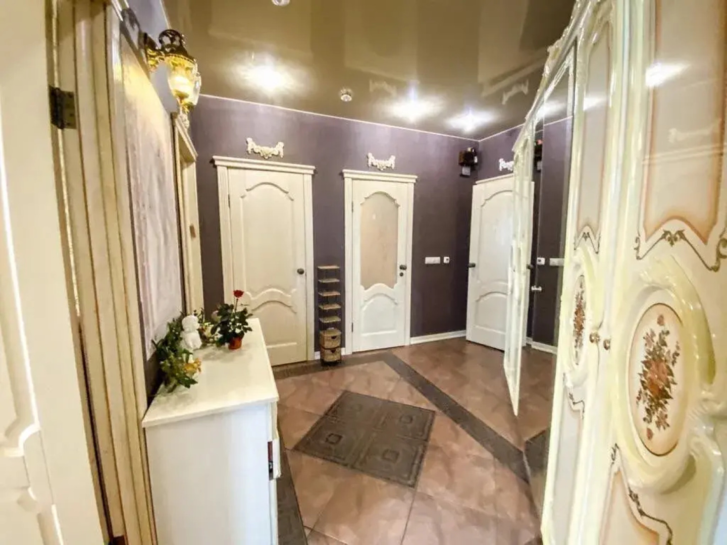 Квартира на Запотоцкого, 12