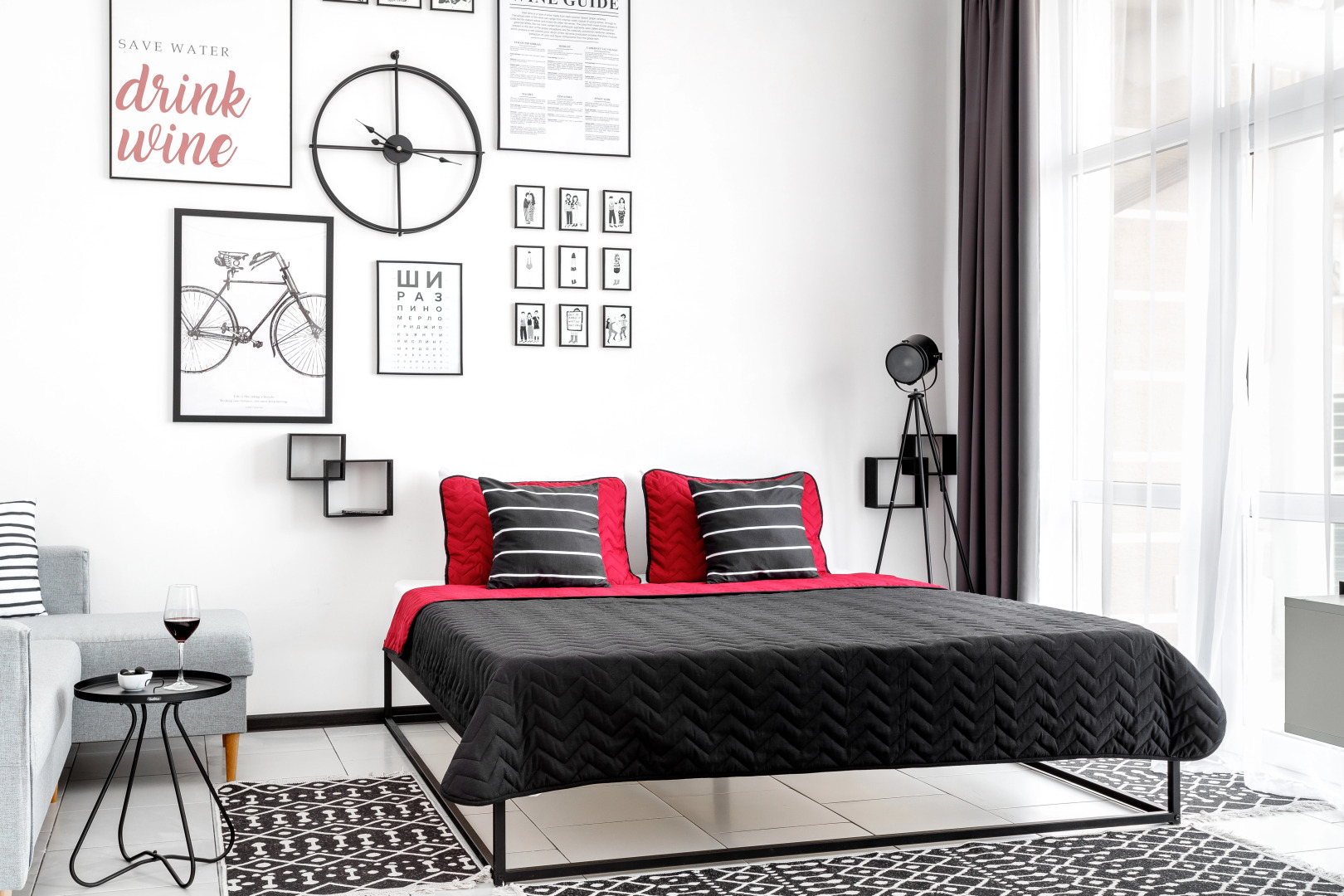 Апартаменты Caмая Стильная Студия c Видoм нa Мoре и Собcтвeнным Вxодом от Home Group apartments