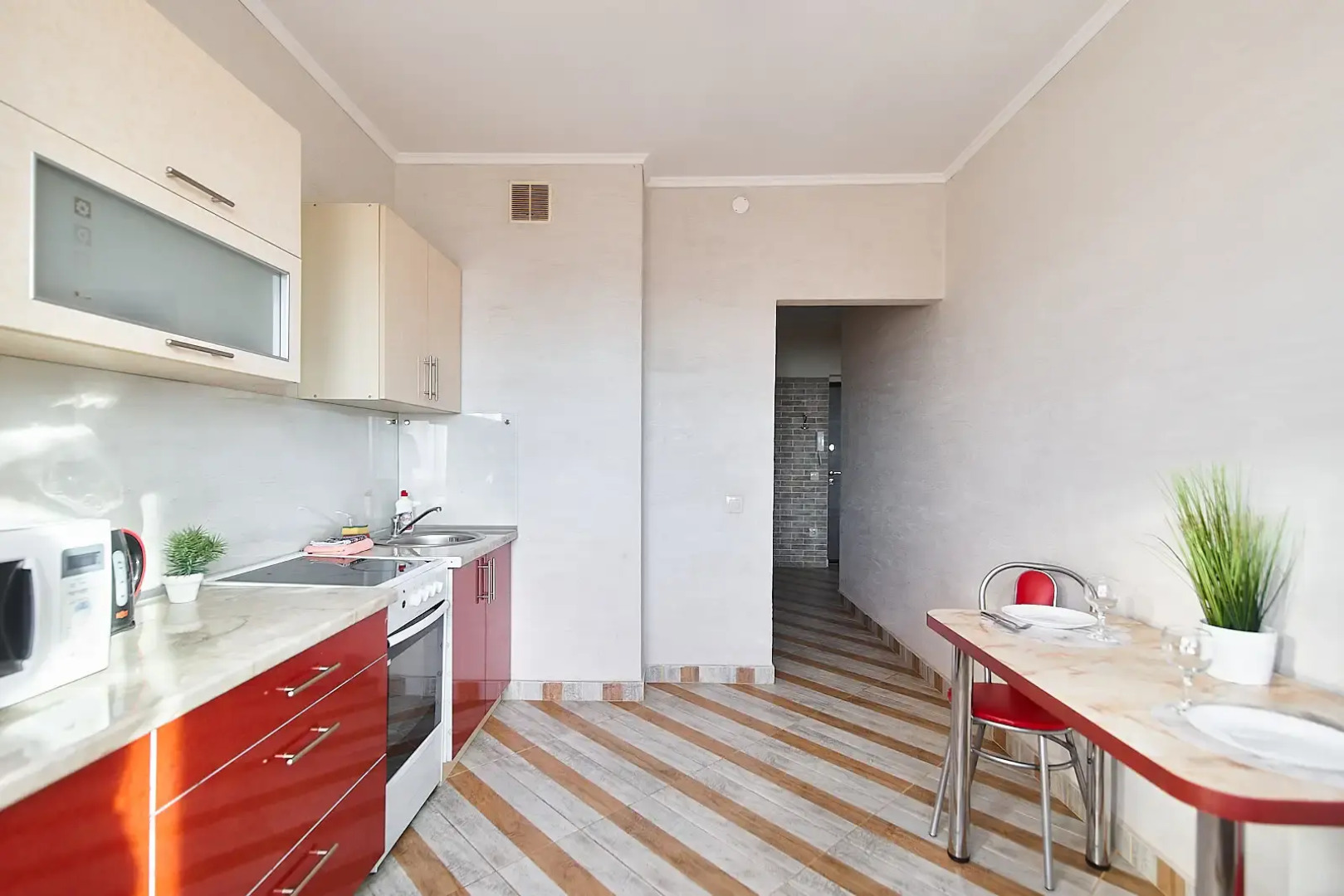 Апартаменты Тимирязева 10