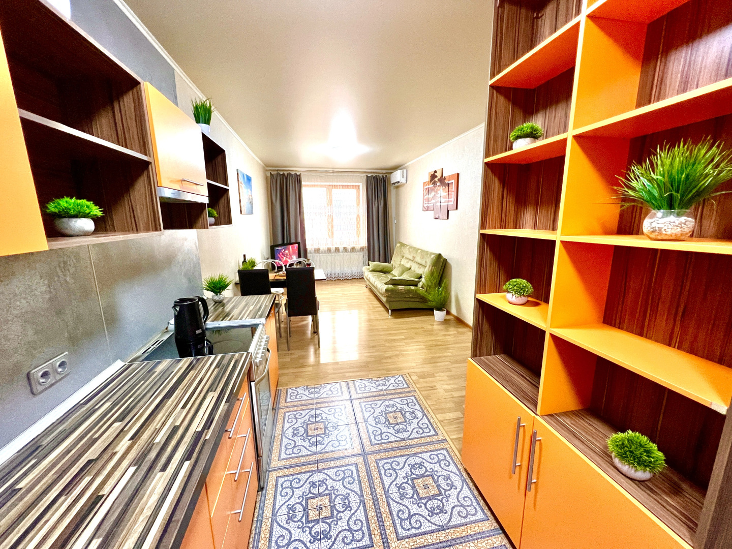 Апартаменты двухкомнатные на 13 этаже в ЖК Современник рядом с МТЛ-Арена