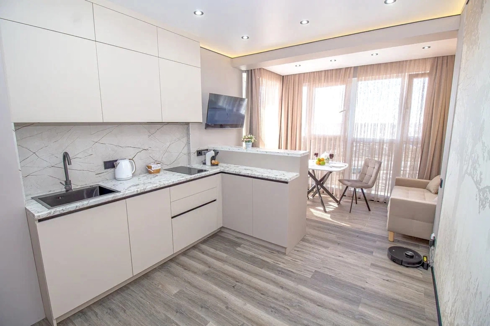 Апартаменты FSF Дизайнерские Четыре Сезона (Business)