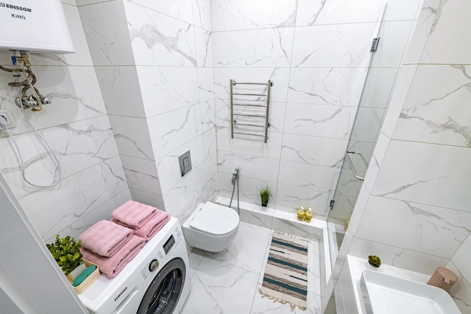 Апартаменты TopHouse на Красного Знамени 160 А двухкомнатные