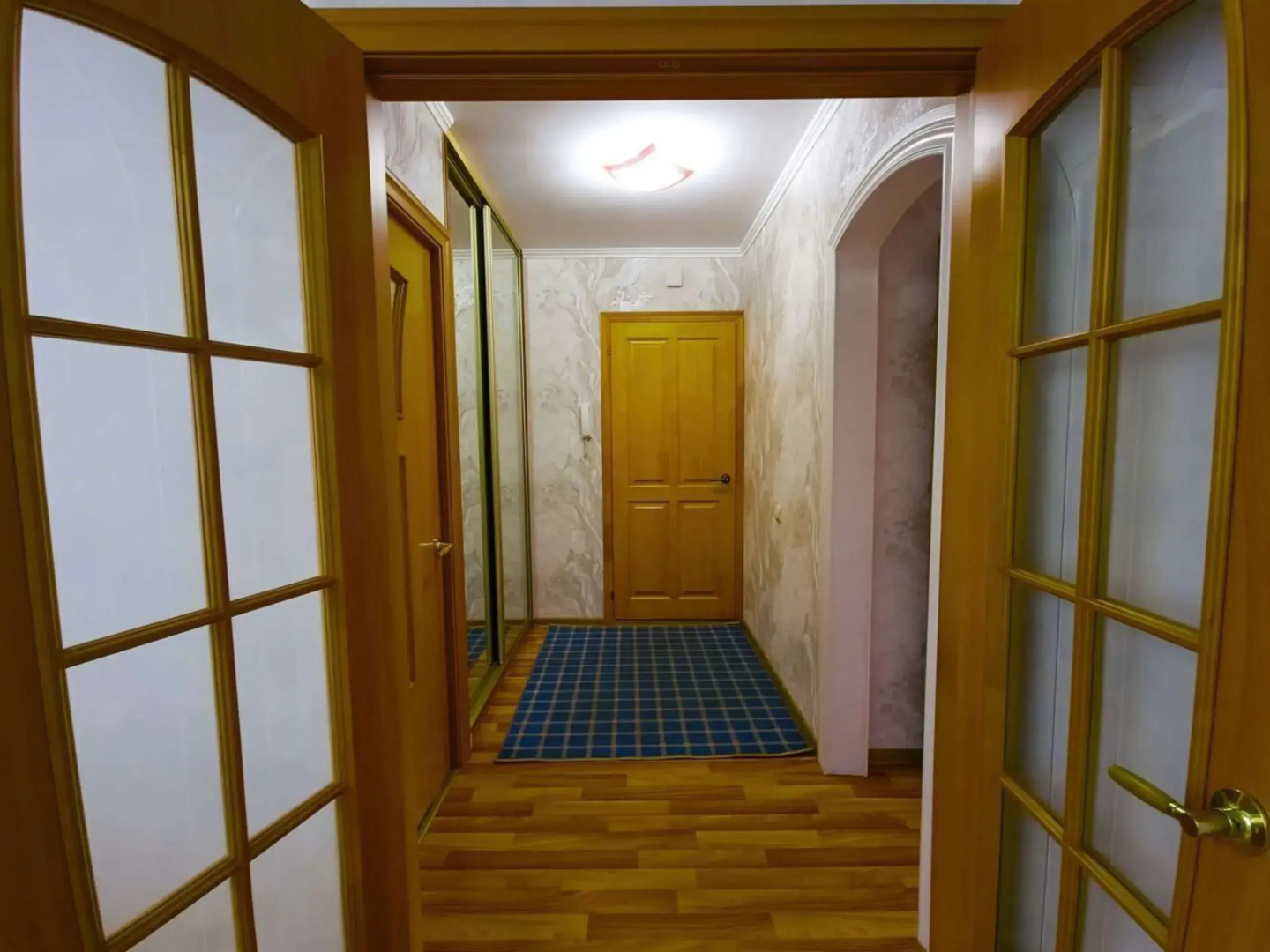 Апартаменты на проспекте Мира 182