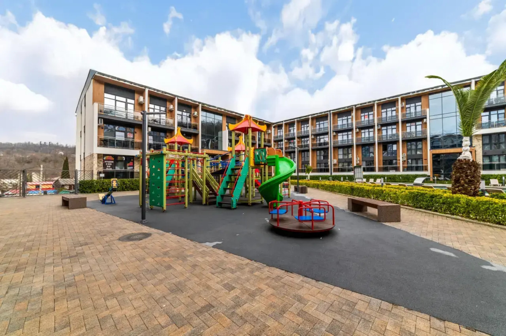 Апартаменты Двухуровневые около моря с бассейном в ЖК Морской квартал