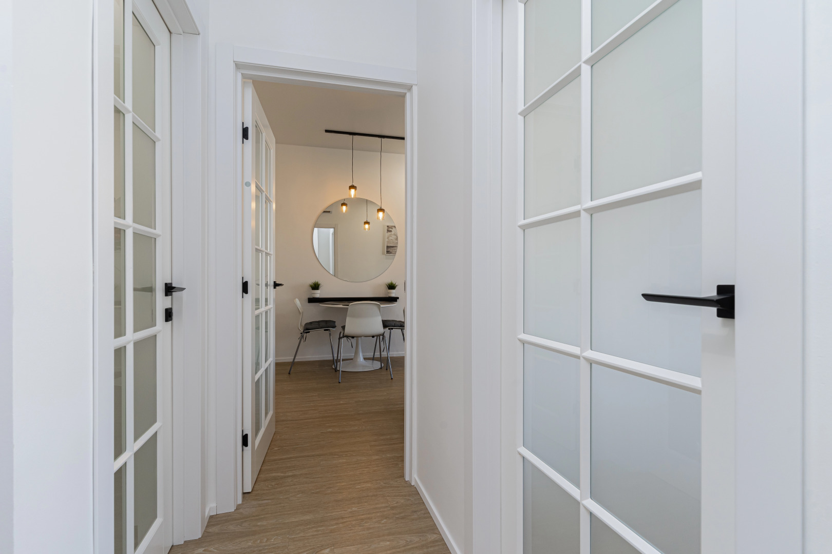 Квартира ЛЮКС Посуточно в ЖК Жигулина Роща