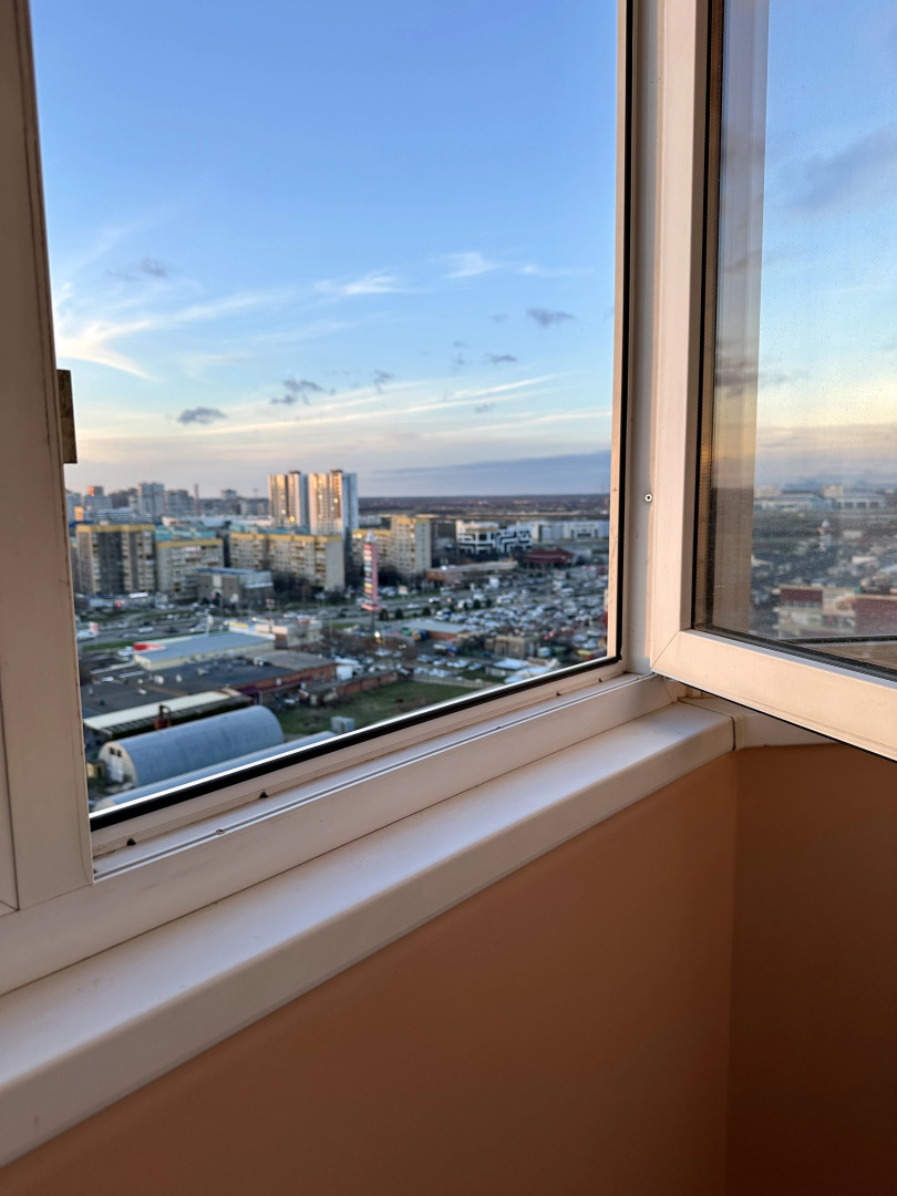 Квартира-студия с красивым видом на город