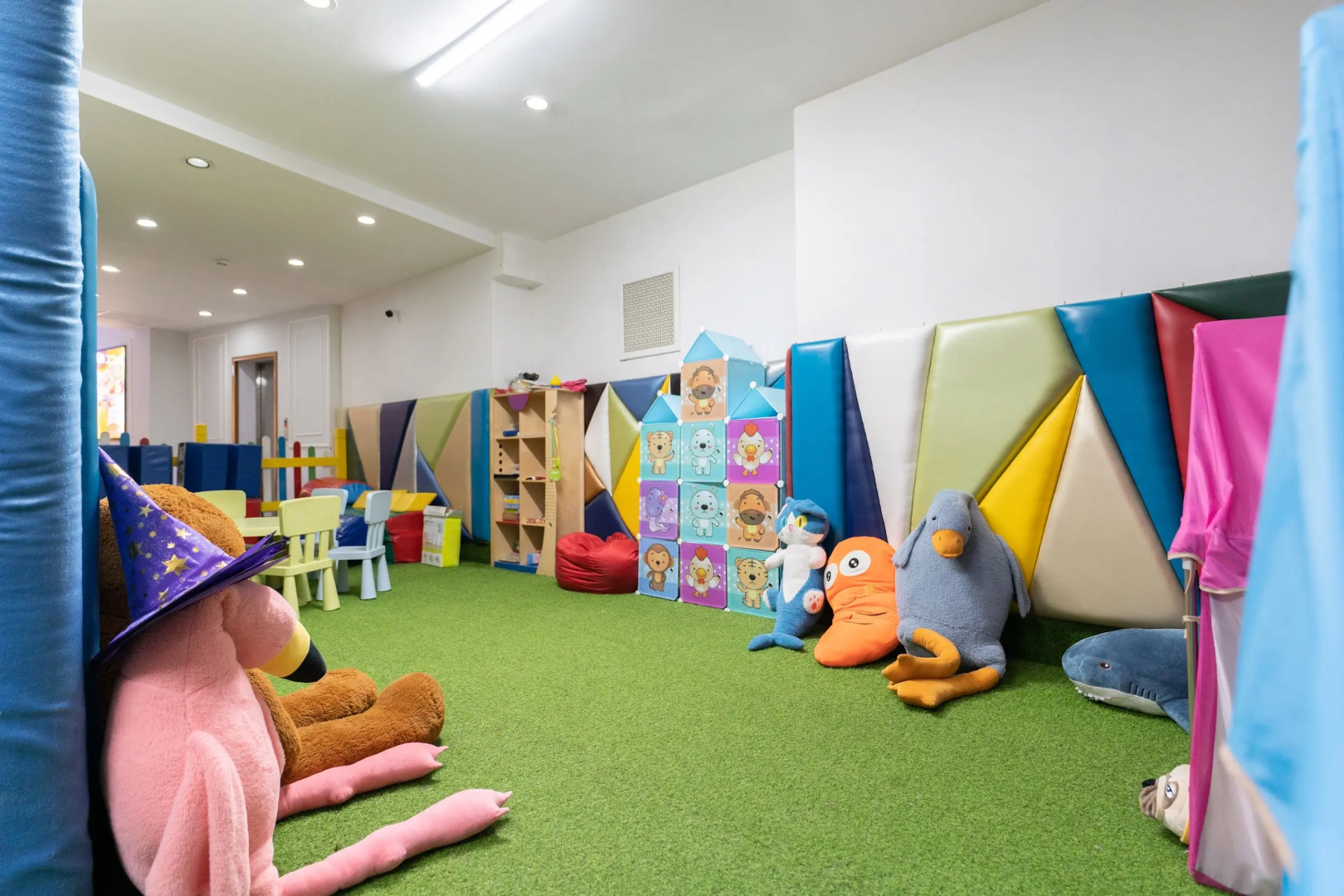 Отель Курортно - развлекательный комплекс Внуково Вилладж (Vnukovo Village)