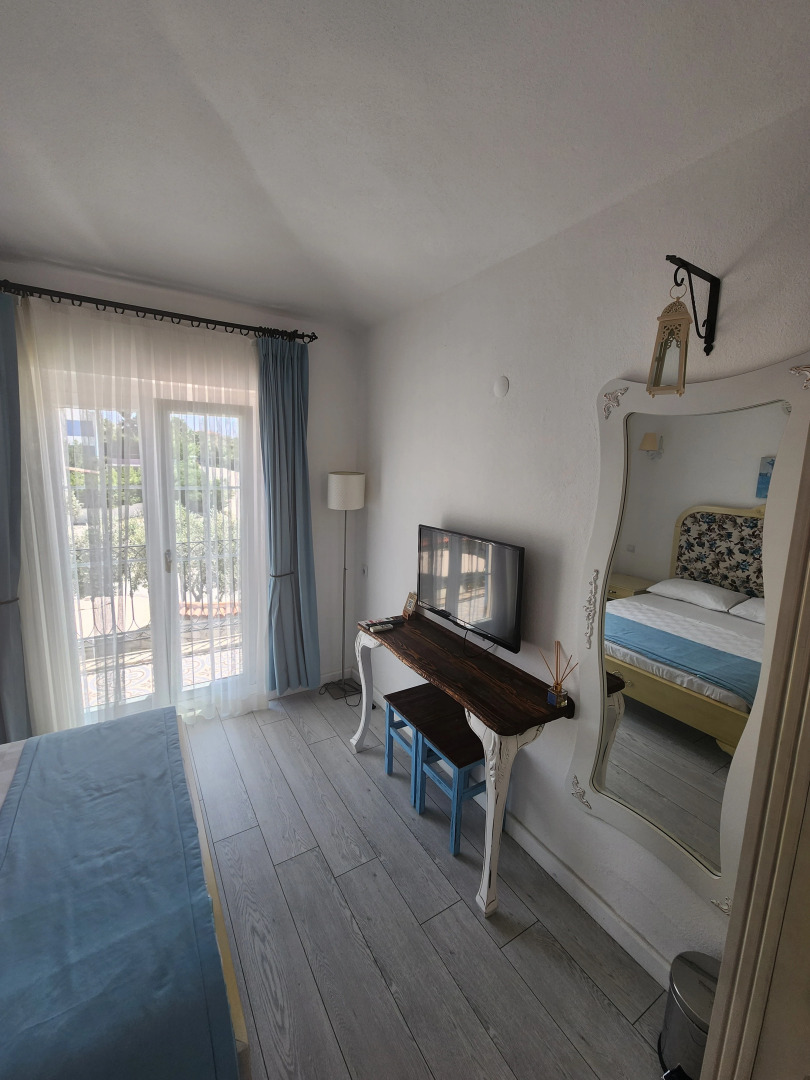 Tarcin Alacati Otel - Adults Only